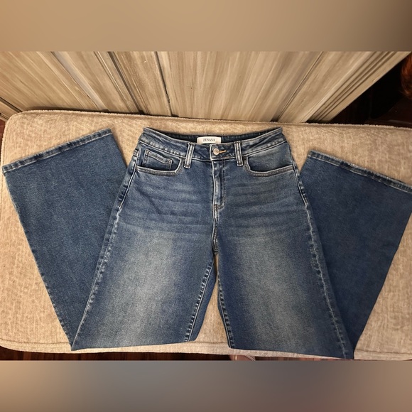NWT Zenana High Waist Straight Leg Medium Wash Jeans - Picture 5 of 13